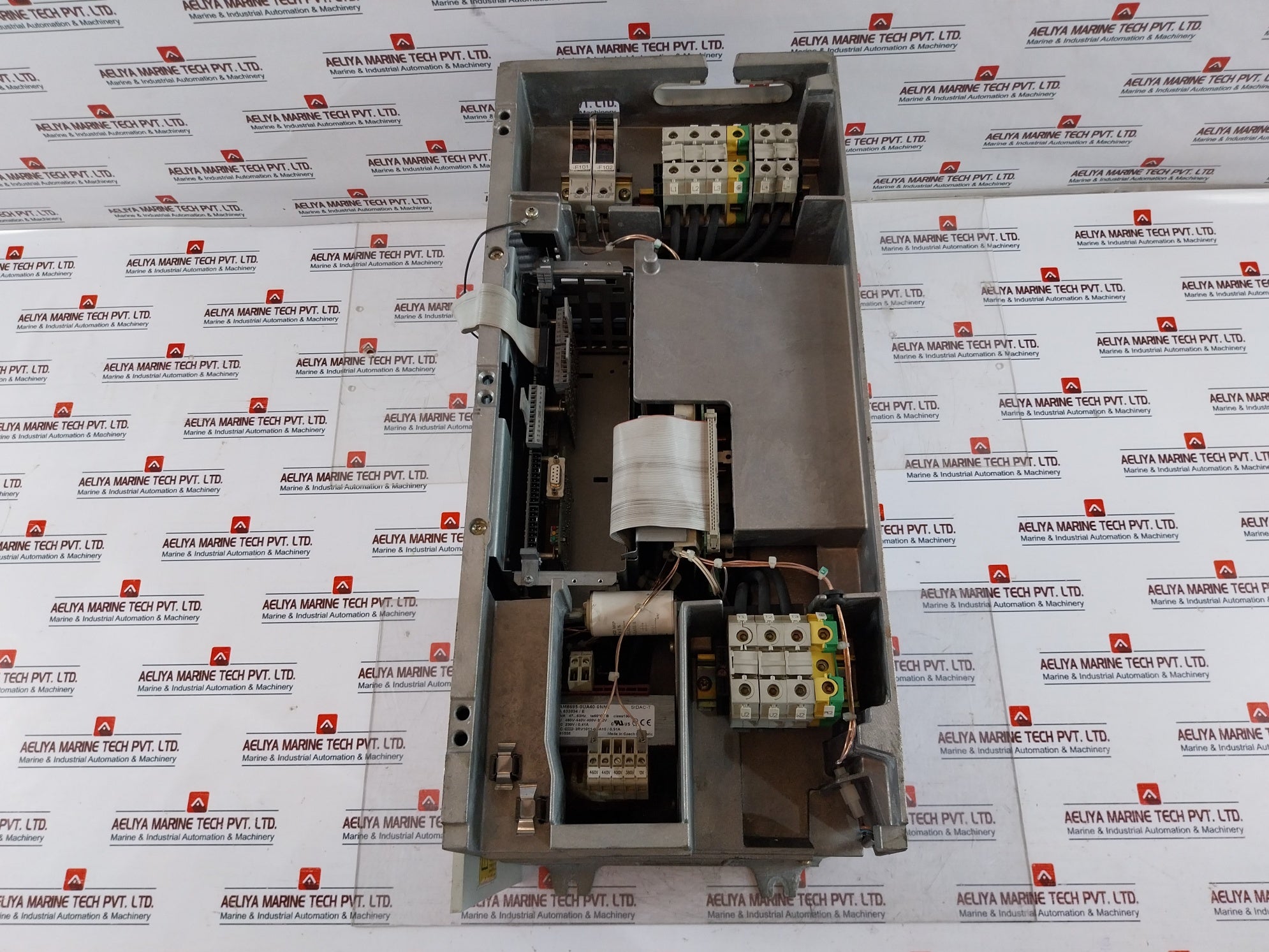Siemens 6se7024-7ed61-z G93+c11 Simovert Masterdrives Vc Converter Compact Unit