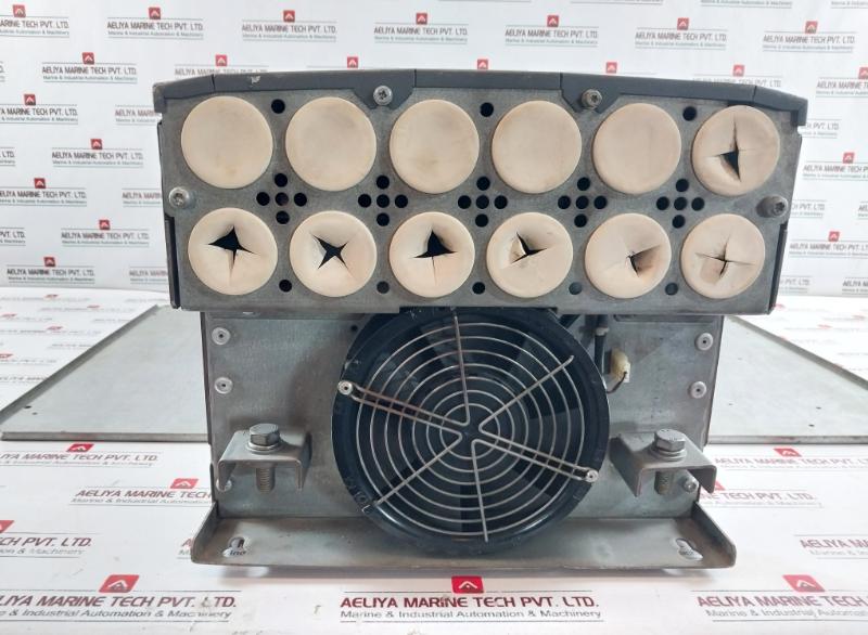 Siemens 6Se440-2Ud35-5Fa1 Micromaster 440 Ac Drive 6Se64000Bp000Aa0 Ip20