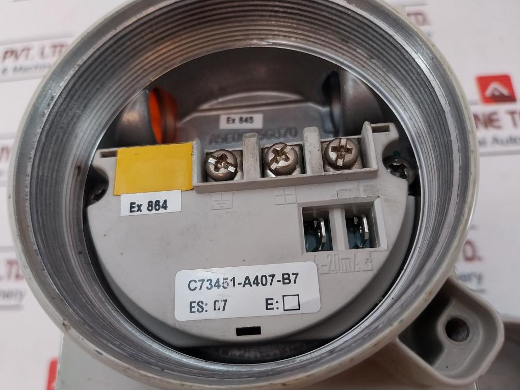 Siemens SITRANS P 7MF4033-1EA00-1AB7-Z Pressure Transmitter IP65