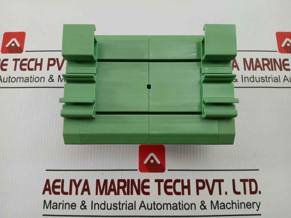 Siemens Relay Interface And Terminal Breakout Module G24910-a109-a1