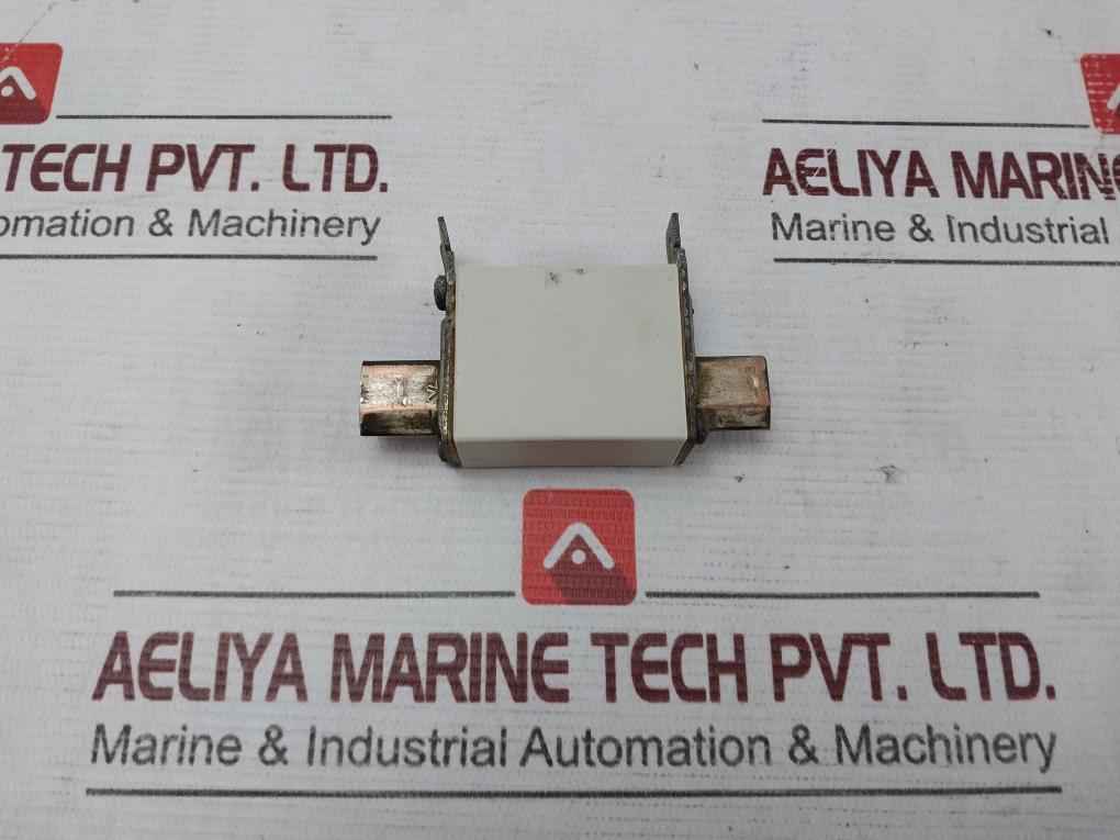 Siemens Gr00 3Nh4 030 Fuse Holder With Fuses Vde 0636/21 160A/600V Din 43620/1