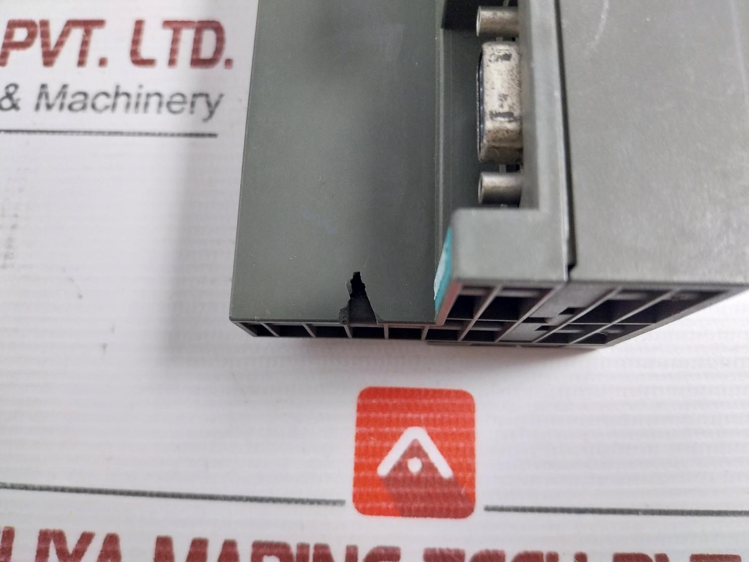 Siemens Interface Module Part No: 6Es7 151-1Aa04-0Ab0, 24Vdc
