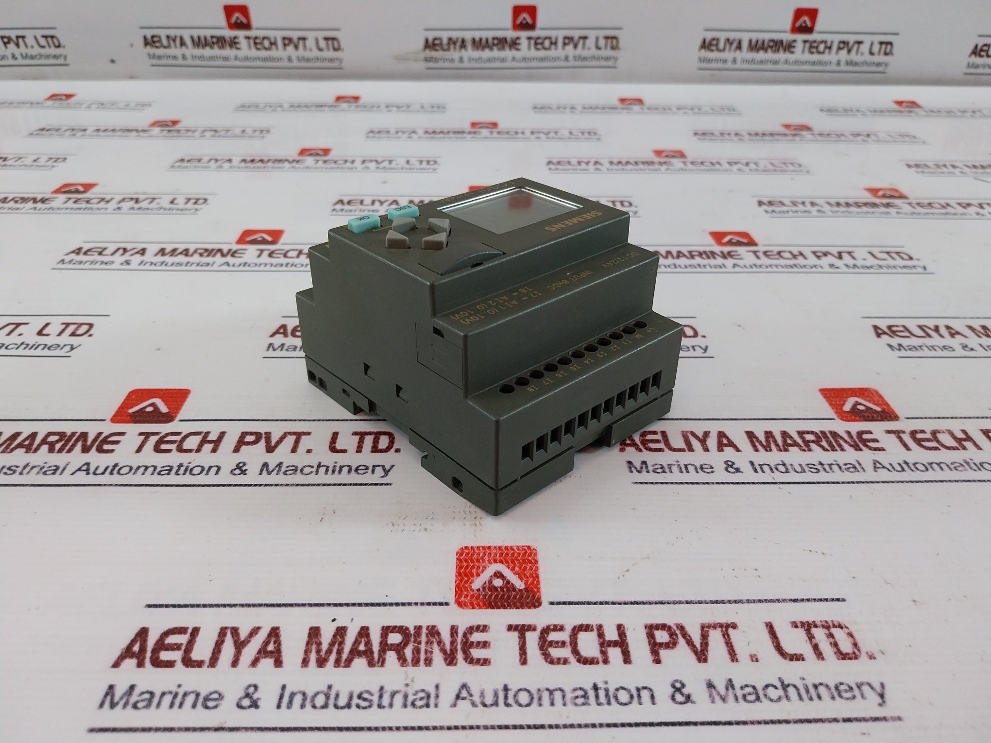 Siemens Logo 6Ed1 052-1Md00-0Ba5 Logic Mod Display Controller Dc 12/24Rc