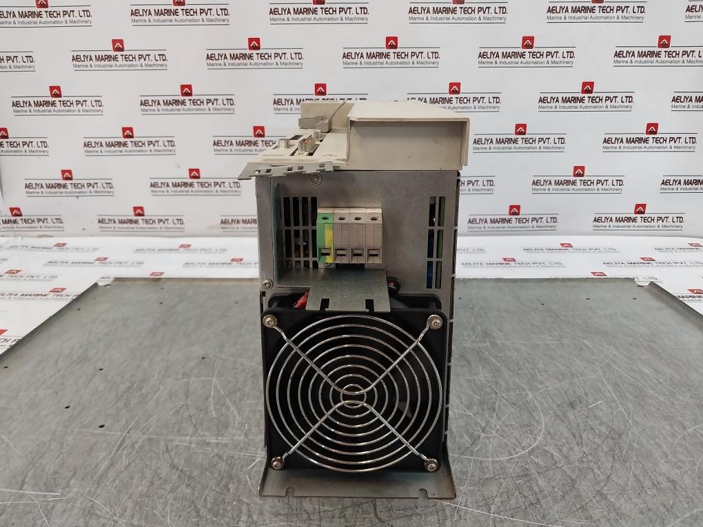 Siemens Masterdrive Mc 6Se7021-8Tp50 Dc/Ac Drive Inverter 6Se7021-8Tp50-z