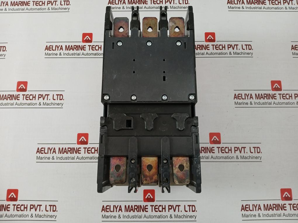 Siemens Molded Case Circuit Breaker 480V 75Ka 50/60Hz Part No 3Vl4740-3Aa36-0Aa0