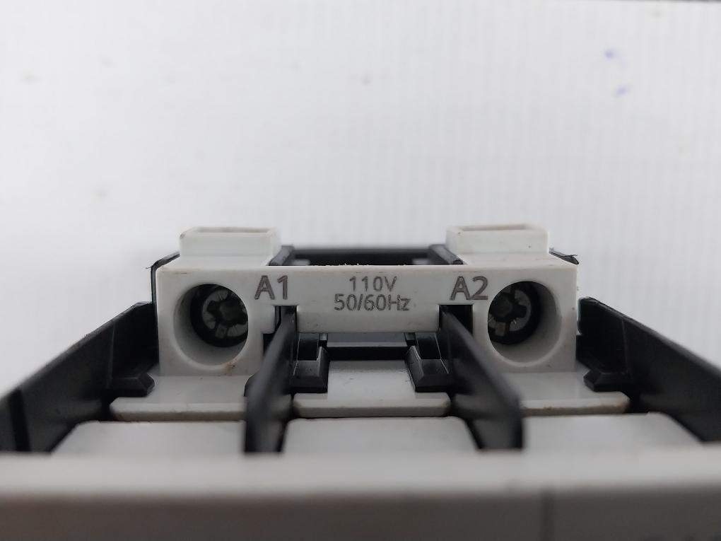 Siemens Power Contactor 690V-50/60Hz 3Rt1023-1A..0