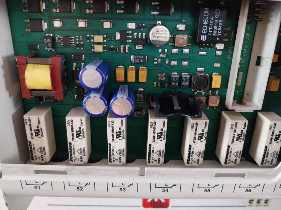 Siemens Pxc52 Automation Station Ac250V, 5A,50/60 Hz