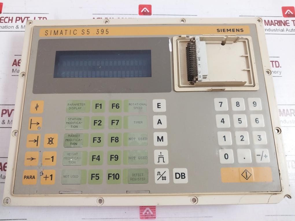 Siemens Simatic S5 Op 395 6Es5395-0Ua31 Operator Panel Interface (Minor Crack)