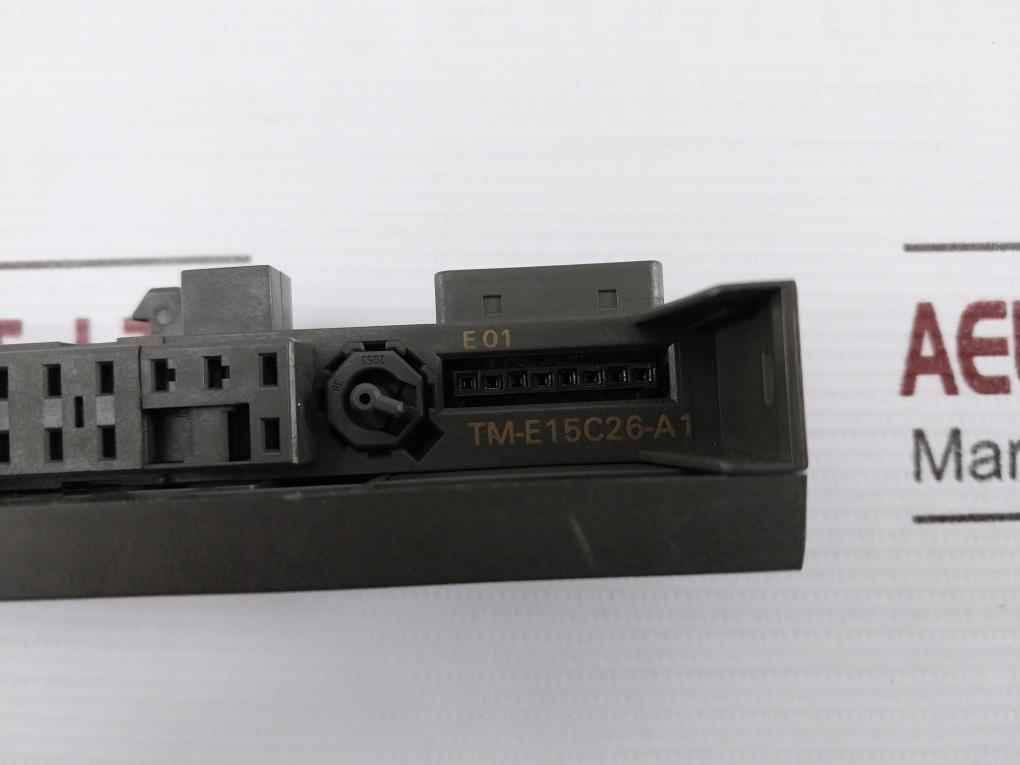 Siemens Simatic S7 6Es7 193-4Ja00-0Aa0 Termination Module Tm-e15C26-a1