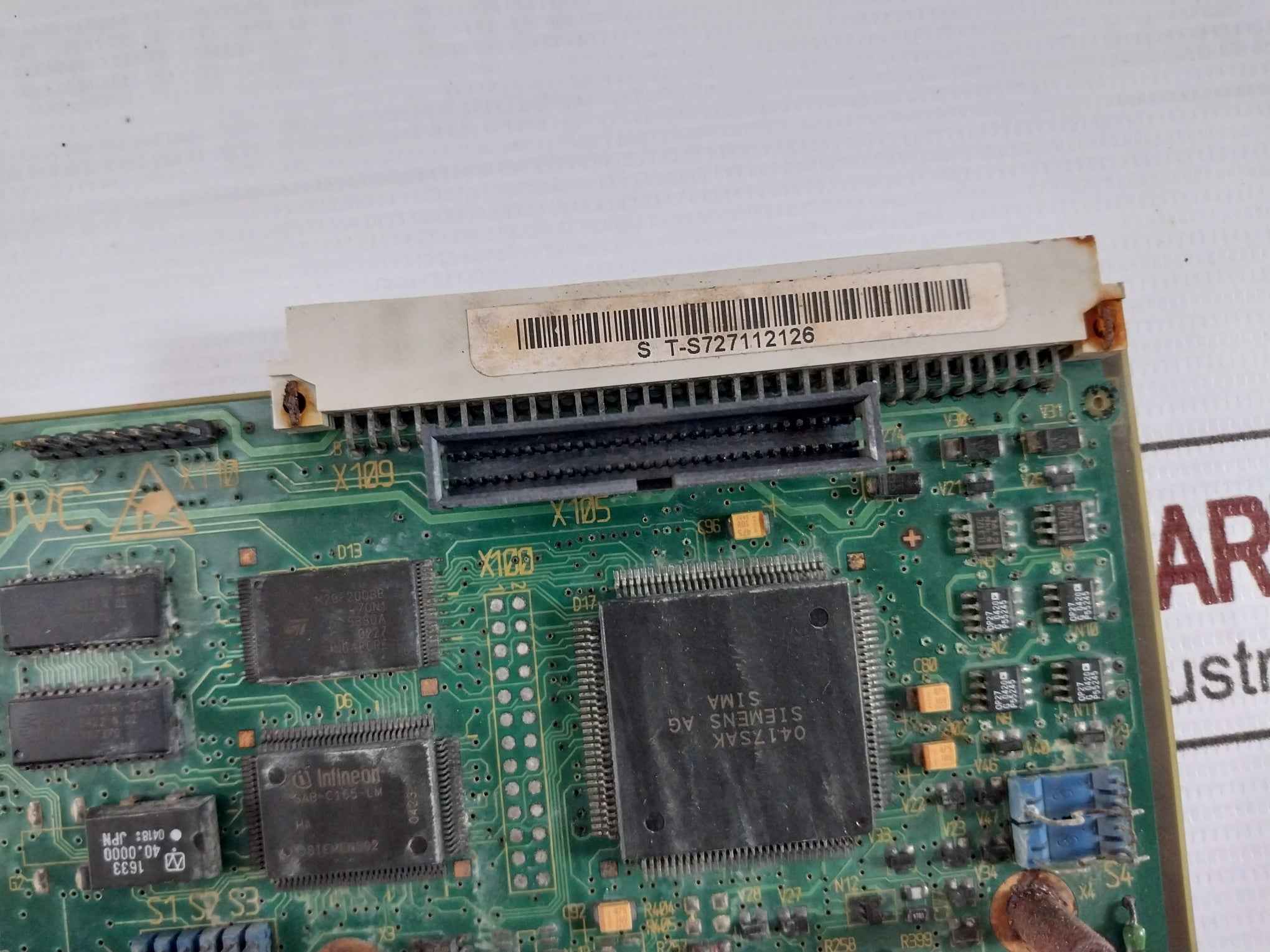 Siemens Simovert Vc 6Se7021-3Tb61 Dc Inverter 94V-0 (Not Working)