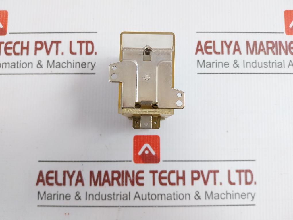 Siemens Switching Relay V23009-a0007-a052 24V