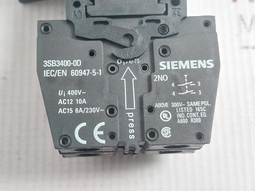 Siemens 3Sb3400-0D Contact Block.
