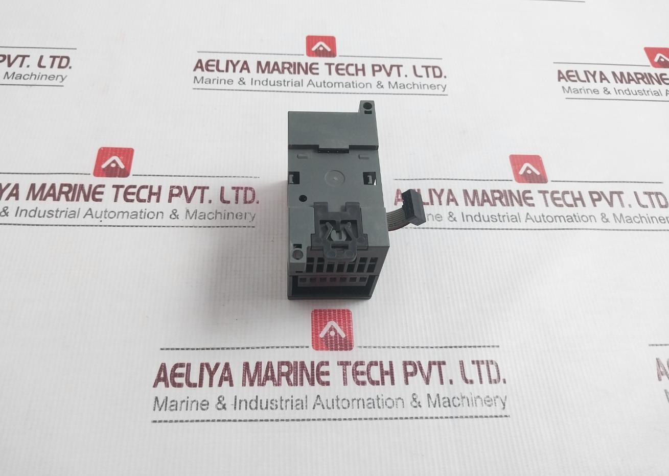 Siemens 6Es7 232-0Hb22-0Xa8 Analog Output Module 21-28Vdc