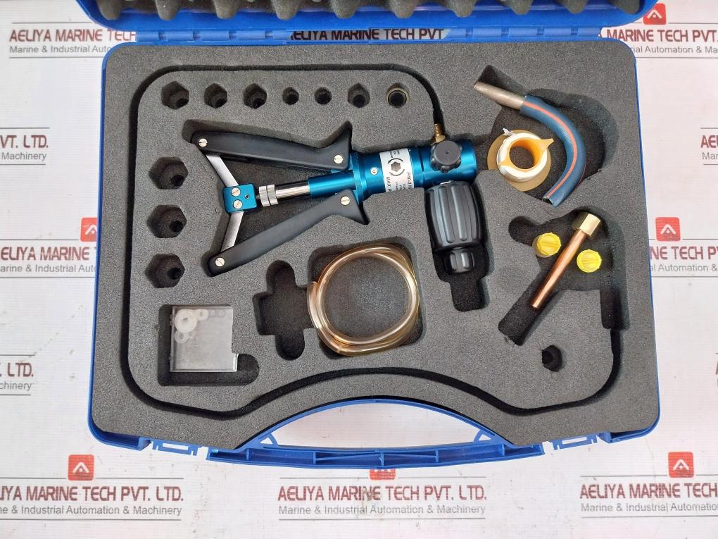 Sika P40-2 Hand Held Test Pump Set Bp100K Eppm040Ebl0000