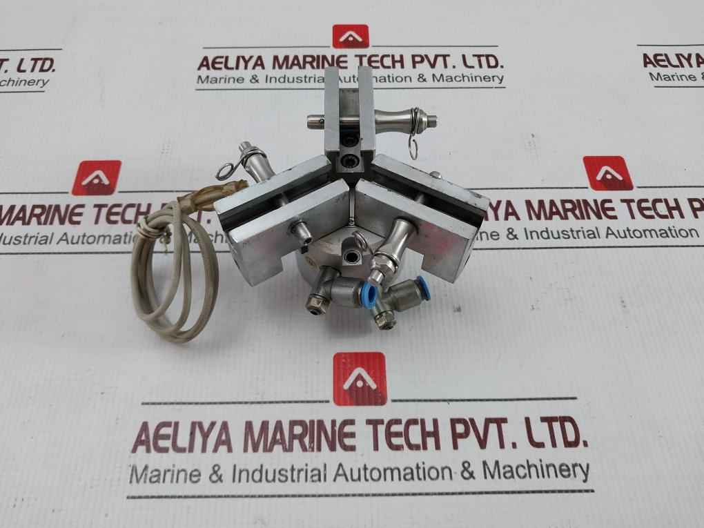 Smc Mhs3 32D-m9Pvz Air Gripper 0.6Mp