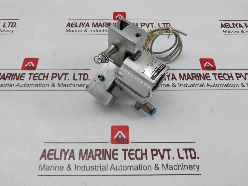 Smc Mhs3 32D-m9Pvz Air Gripper 0.6Mp
