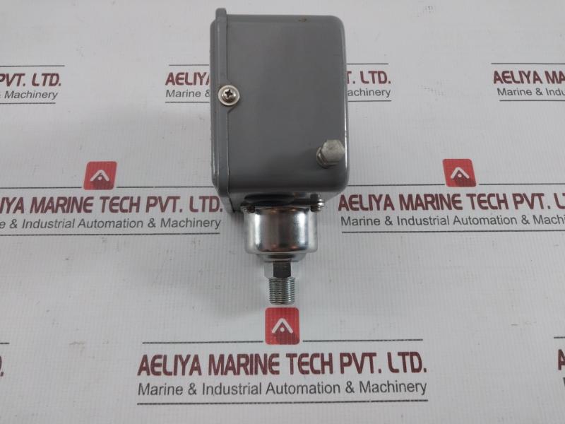 Smc Pressure Switch 0.1-1.0 Mpa Isg130-030-q