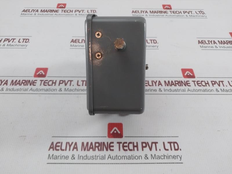 Smc Pressure Switch 0.1-1.0 Mpa Isg130-030-q