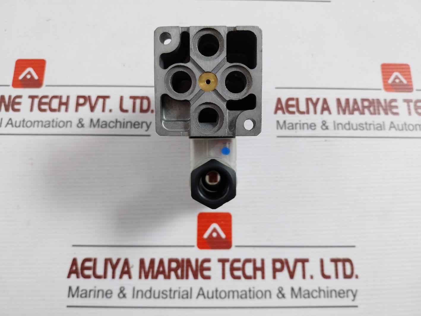Smc Vo317-3Dz Solenoid Valve Ac110V 50/60Hz