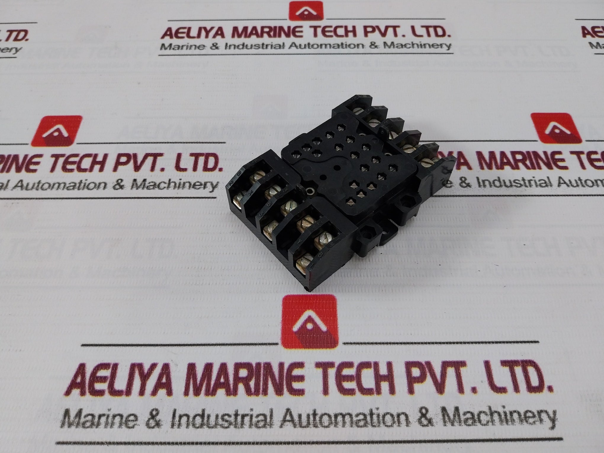 Societe’ Electro-Nav Evpl 5 Relay Base