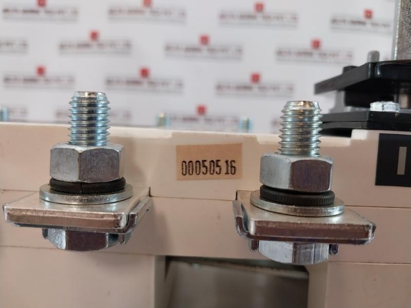 Socomec Mcos 320A Motorized Changeover Switch (Bcs) 4-pole 415V 80Ka