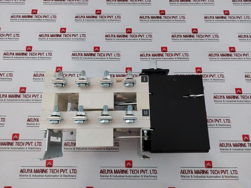 Socomec Mcos 320A Motorized Changeover Switch (Bcs) 4-pole 415V 80Ka