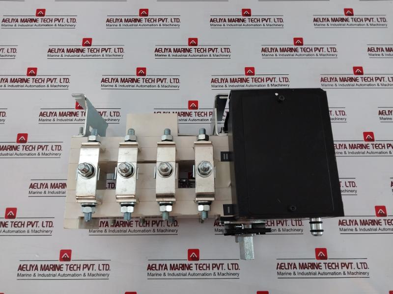 Socomec Mcos 320A Motorized Changeover Switch (Bcs) 4-pole 415V 80Ka