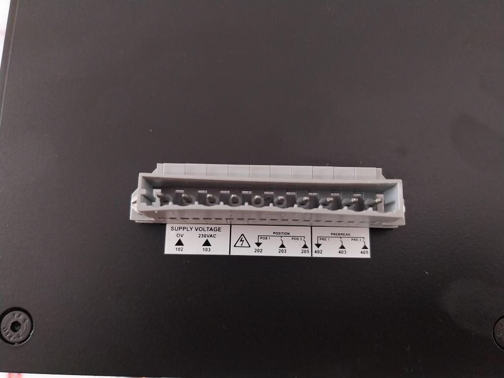 Socomec Mcos 630A 4-pole On Load Motorised Changeover Switch, Gmc06304Poi