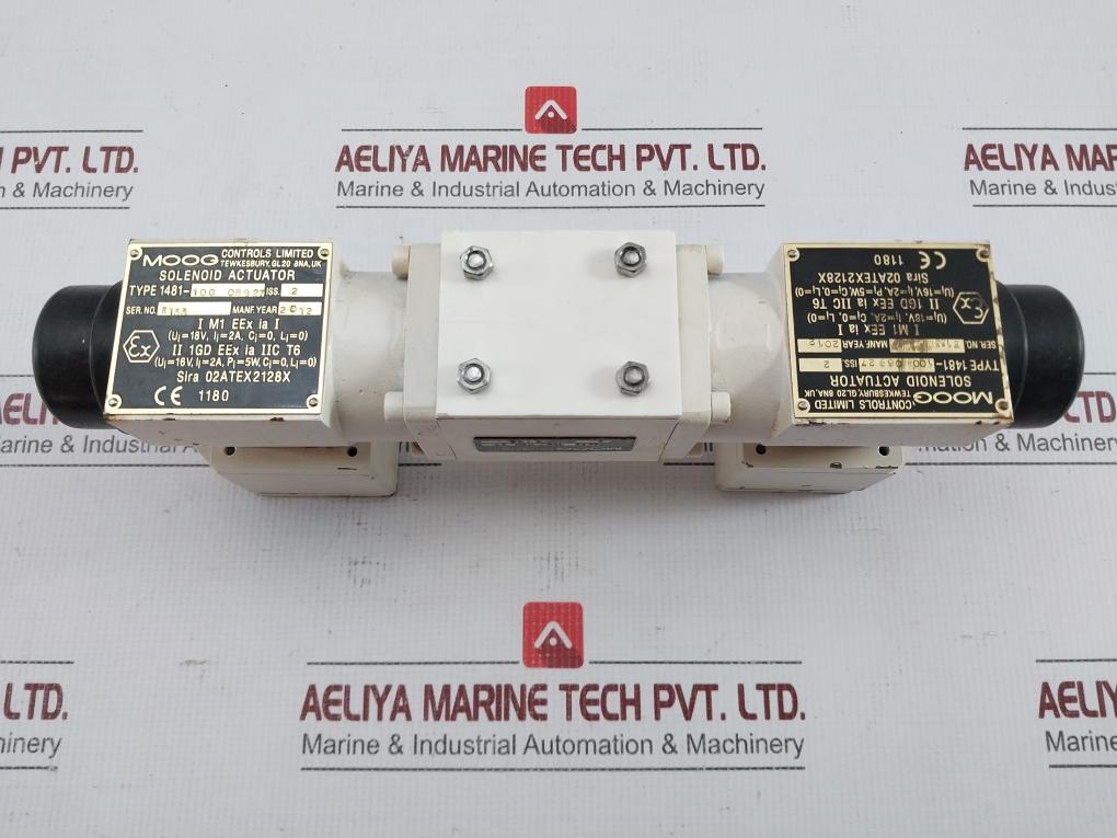 Solenoid Actuator 1481-100 06927 Moog 18V 2A