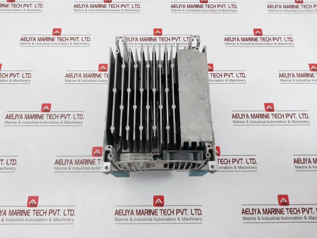 Ssd Drives 605/040/400/3/F/0011/Uk/000 380-460 Vac 3Ph 50/60Hz 5V5