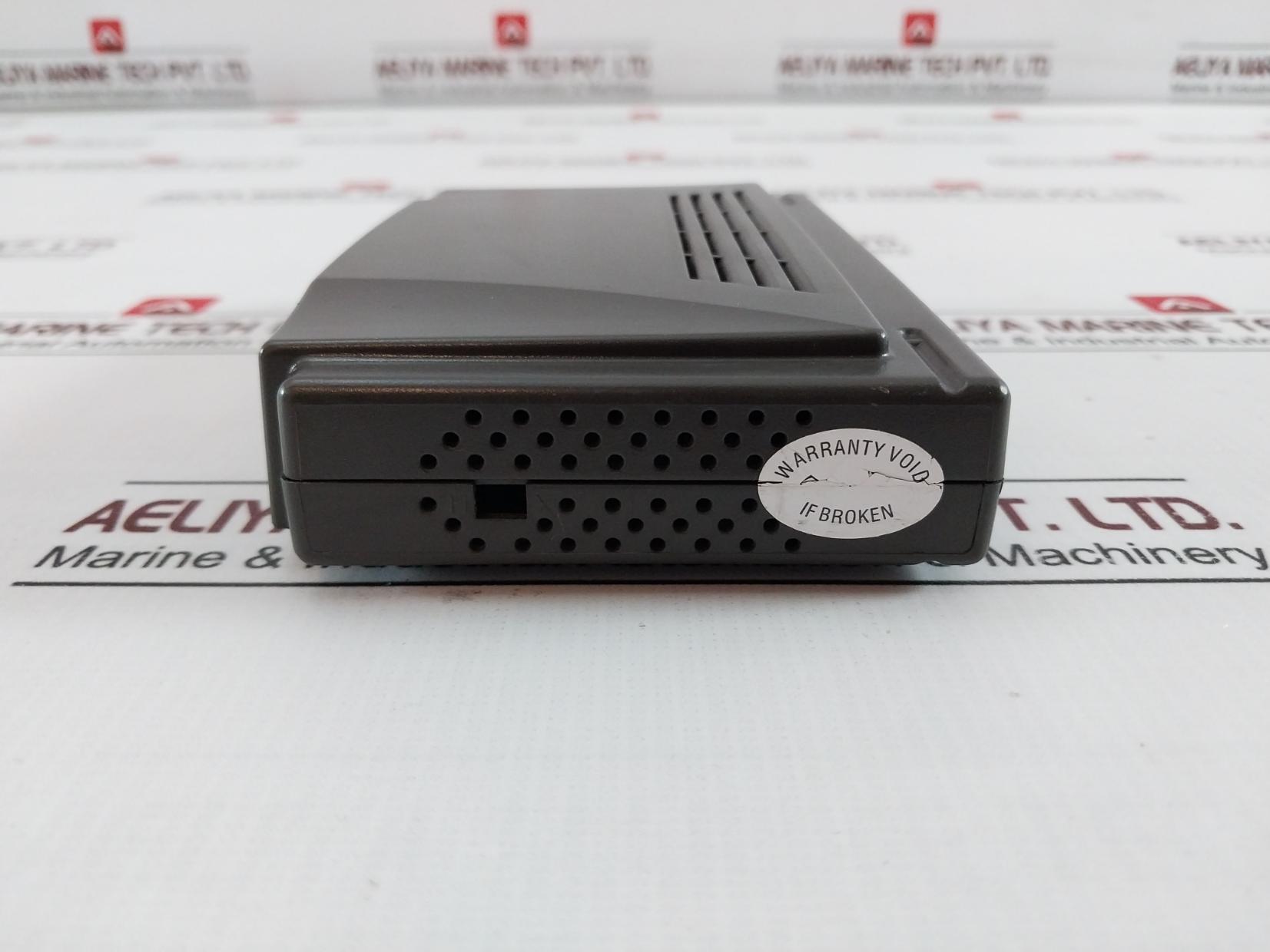 Steren Swi-005 10/100M Fast Ethernet Switch 12V~350Ma