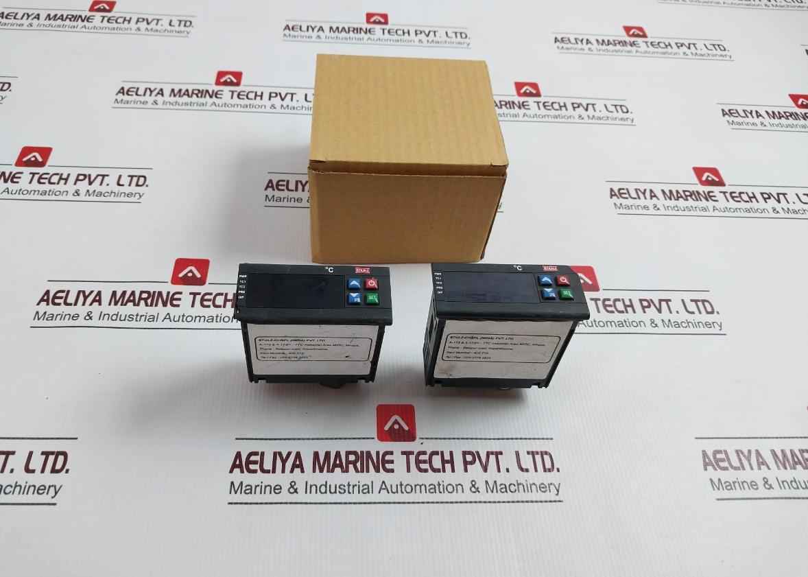 Stulz Sfcb230V-prs-c Digital Temperature Controller Ip65 0-10Vdc