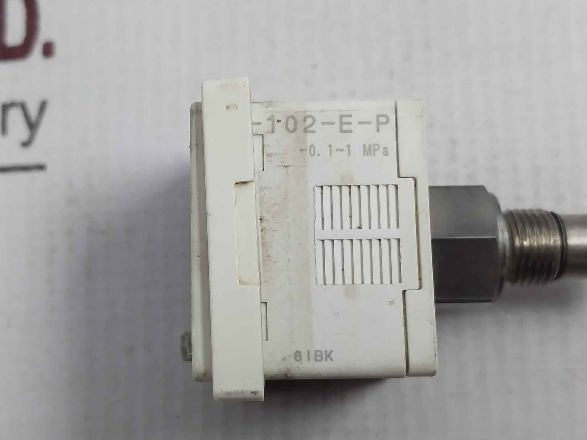 Sunx Dp-100 Dual Display Digital Pressure Sensor Dp-102-e-p 12-24V 0.1-1Mpa
