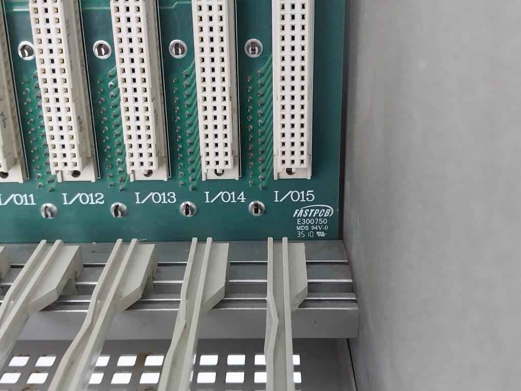 Supcon Fw 212-2 I/O Base Rack Module V1.1 E300750