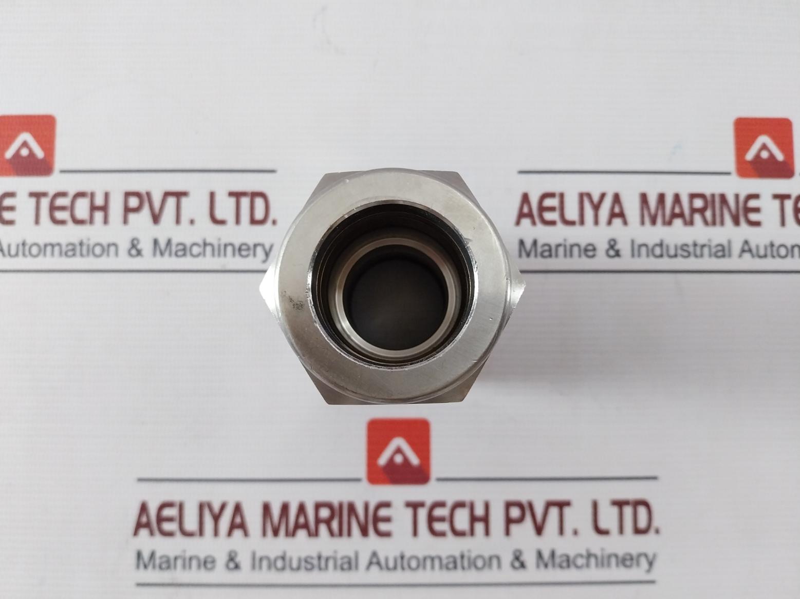 Superlok 316 Scv Ss Tube Fitting 316 Scb 1 1/4S