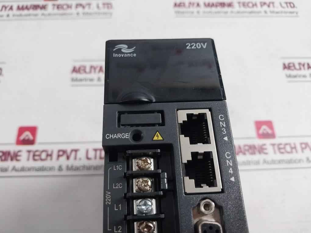 Suzhou Is620Ps2R8I Servo Drive 3Ph Ac 0-240V 2.8A 0-400Hz 400W