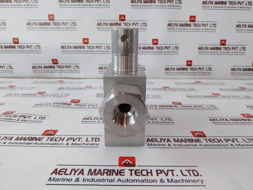 Swagelok SS-12FKBF12 3/4" Ball Valve