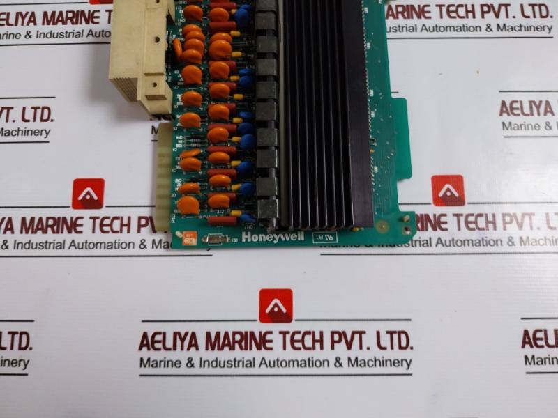 Tata Honeywell 621-2150R Output Module 115 VAC Th 22772c