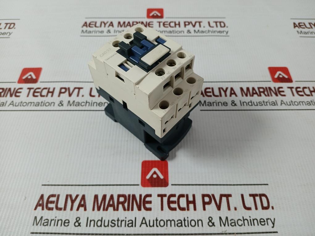 Telemecanique 690V/10A Control Relay Cad32