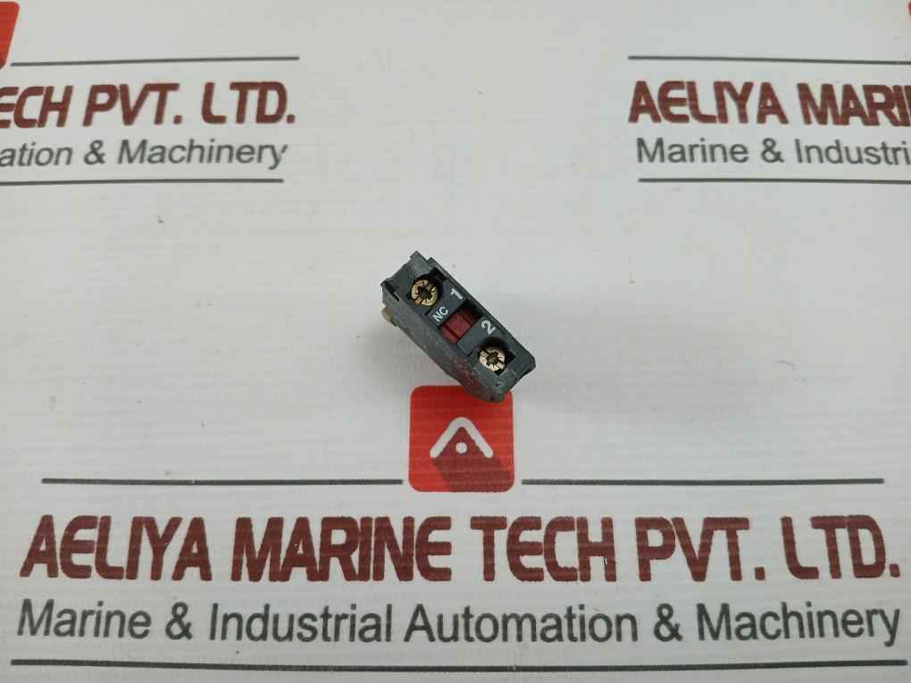 Telemecanique Ac15-240V 3A Auxiliary Contact Block Zbe-102