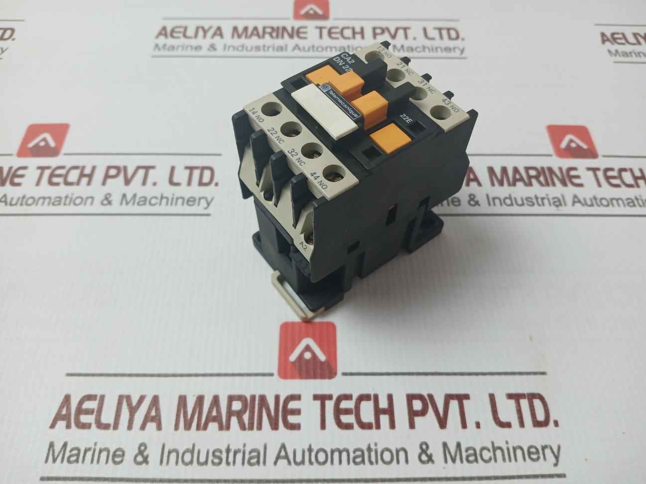 Telemecanique Ca2 Dn22 Control Relay 220-230V 50Hz