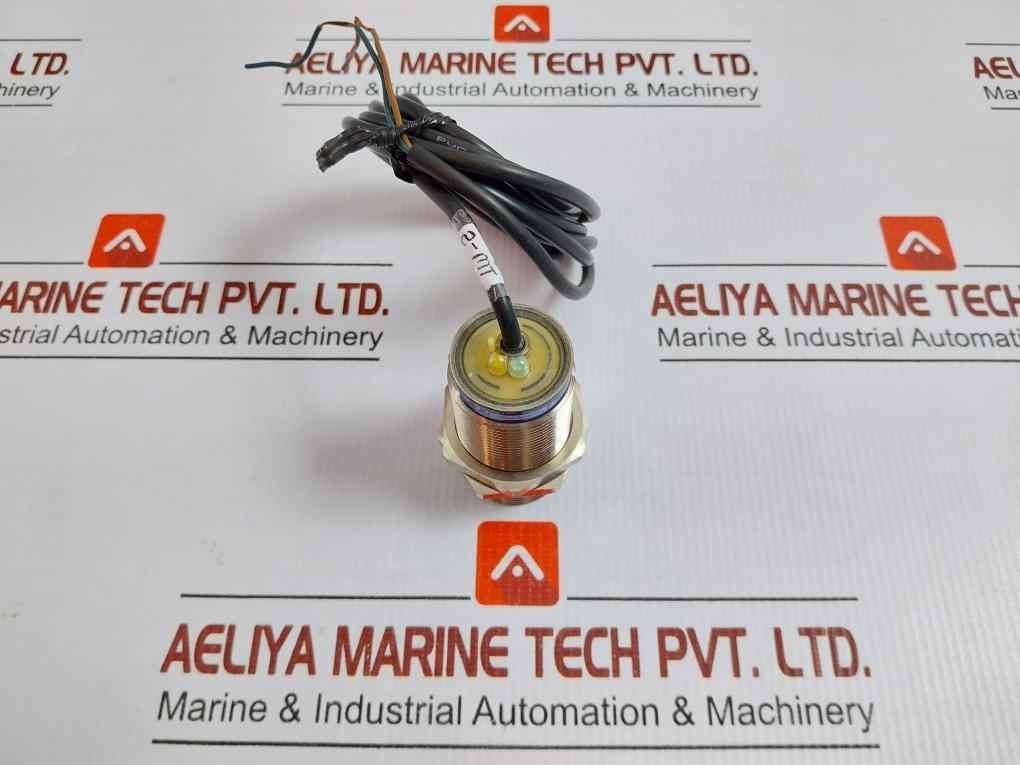 Telemecanique Inductive Proximity Sensor 2 Meter Xs1 M30Mb250