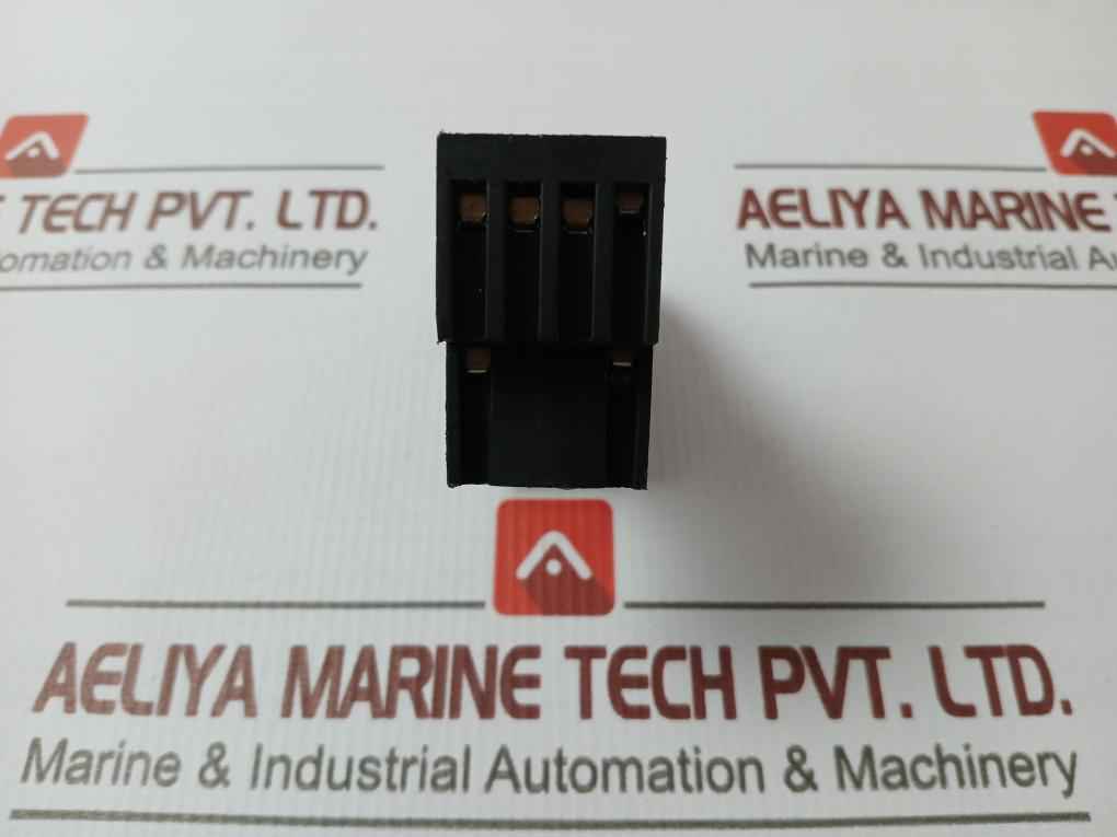 Telemecanique Rxze2m114m Relay Socket 10a 300v 2.5kv