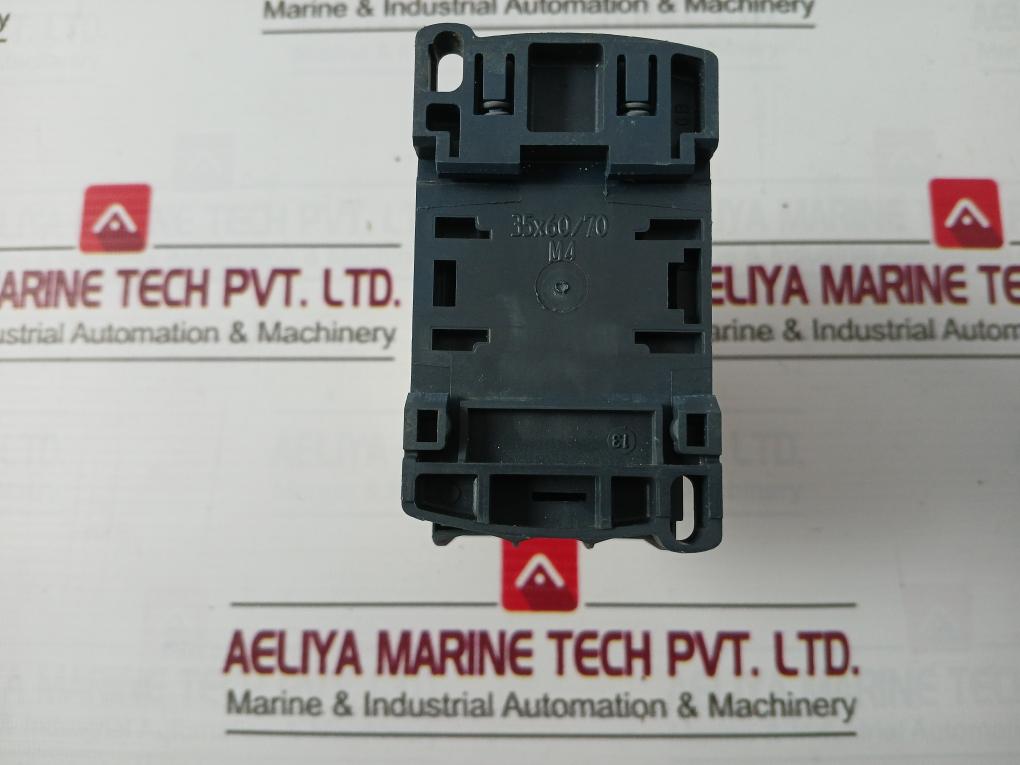 Telemecanique/Schneider Electric La1 Dn40 Auxiliary Contact Block 50A
