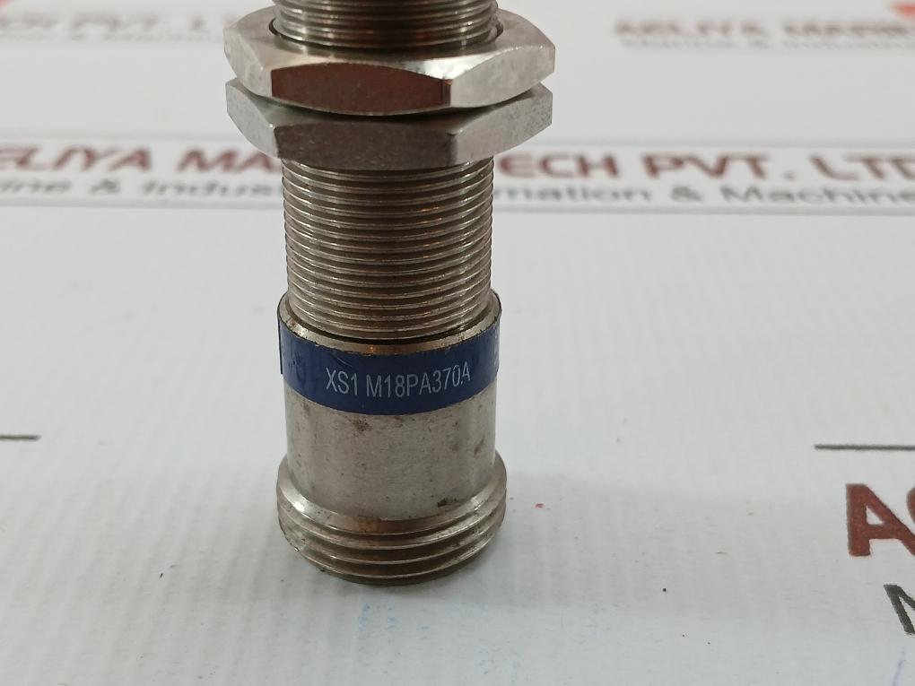 Telemecanique Inductive Proximity Sensor Xs1M18Pa370A 12-48Vdc