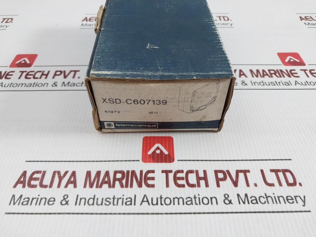 Inductive Proximity Sensors Xsd-c607139 Telemecanique 12-48V Dc