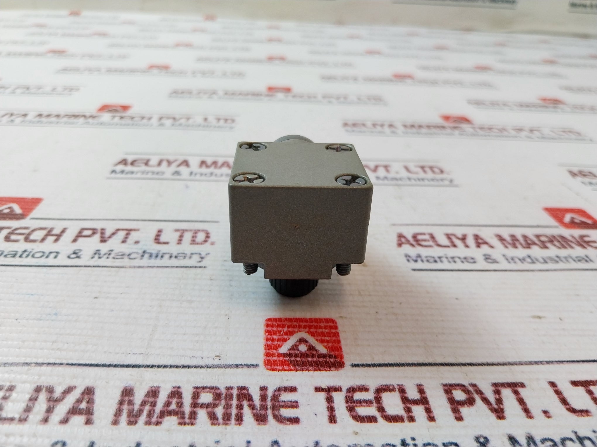 Telemecanique Zcke05 Limit Switch Head 8B 1110