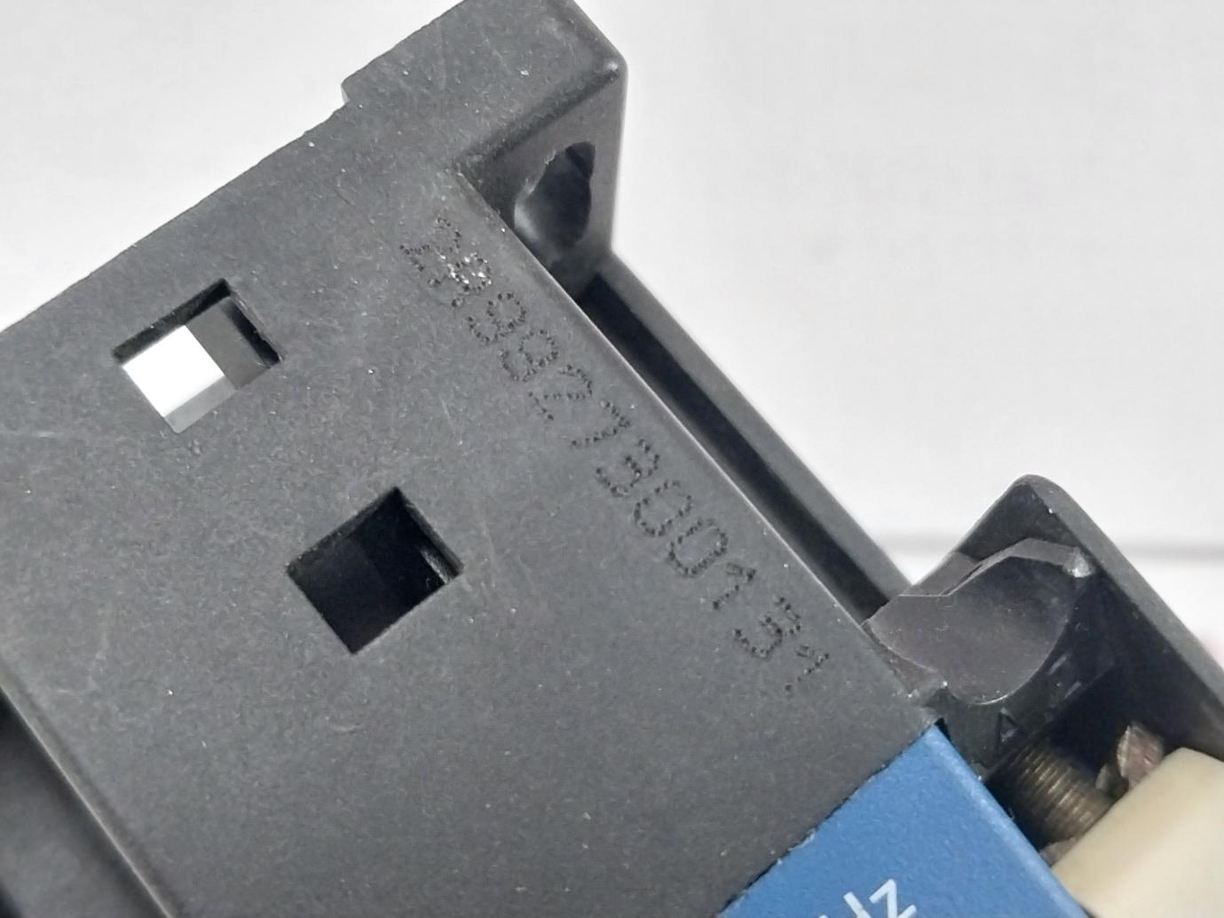 Telemecanique Ca2 Dn22 Control Relay 10A 220Vac