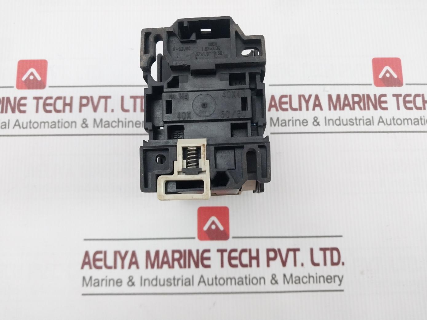 Telemecanique Lc1 D25 10 Contactor Block