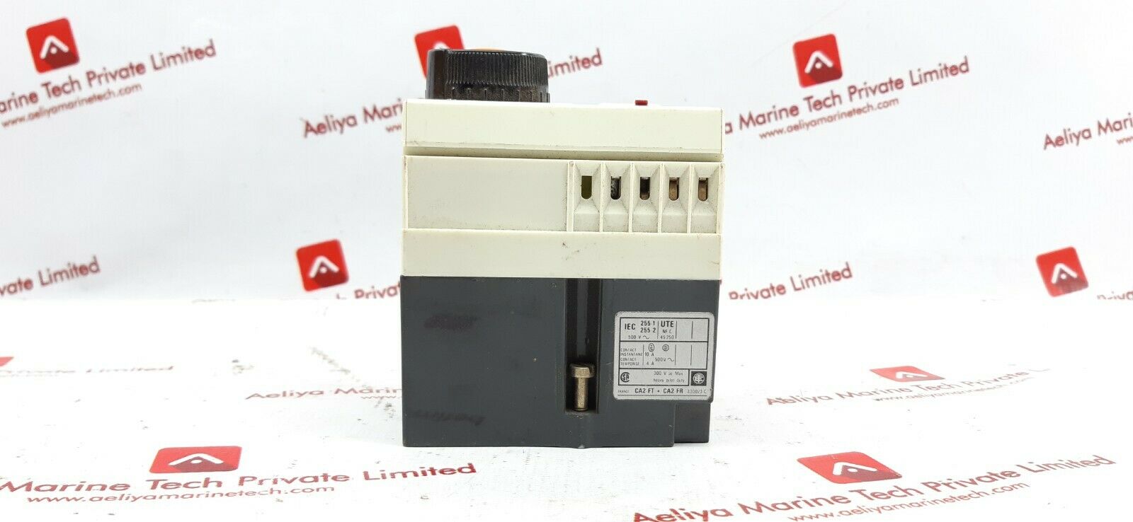 Telemecanique Ca2-ft 111 380V50Hz 440V60Hz Relay